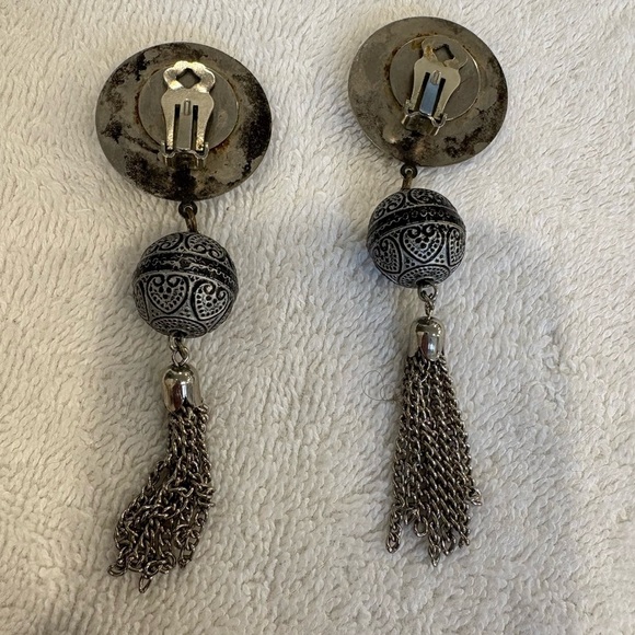 Vintage 80s Statement Earring Trio - Bold Geometric & Dangle Styles - Picture 5 of 10